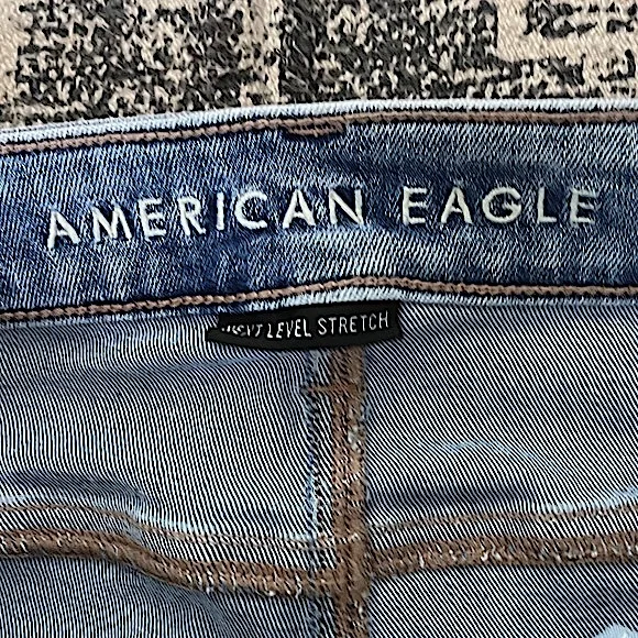 NEW AEO Next Level Stretch Highest Waist Super Flared Jeans: Size 8S - Picture 5 of 6